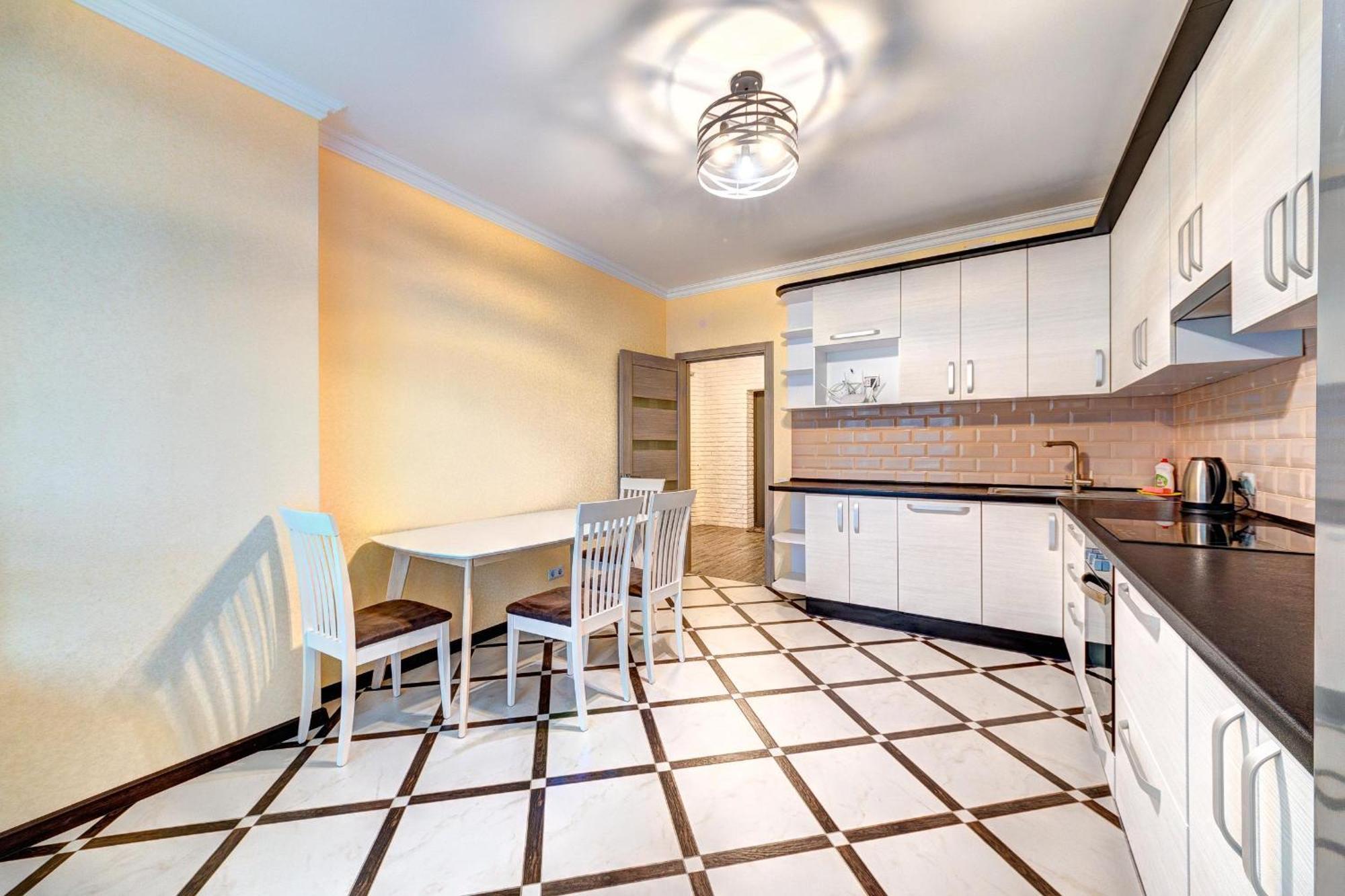 Apartment Voskresenska 18 , Парковые Озера Kiev Camera foto