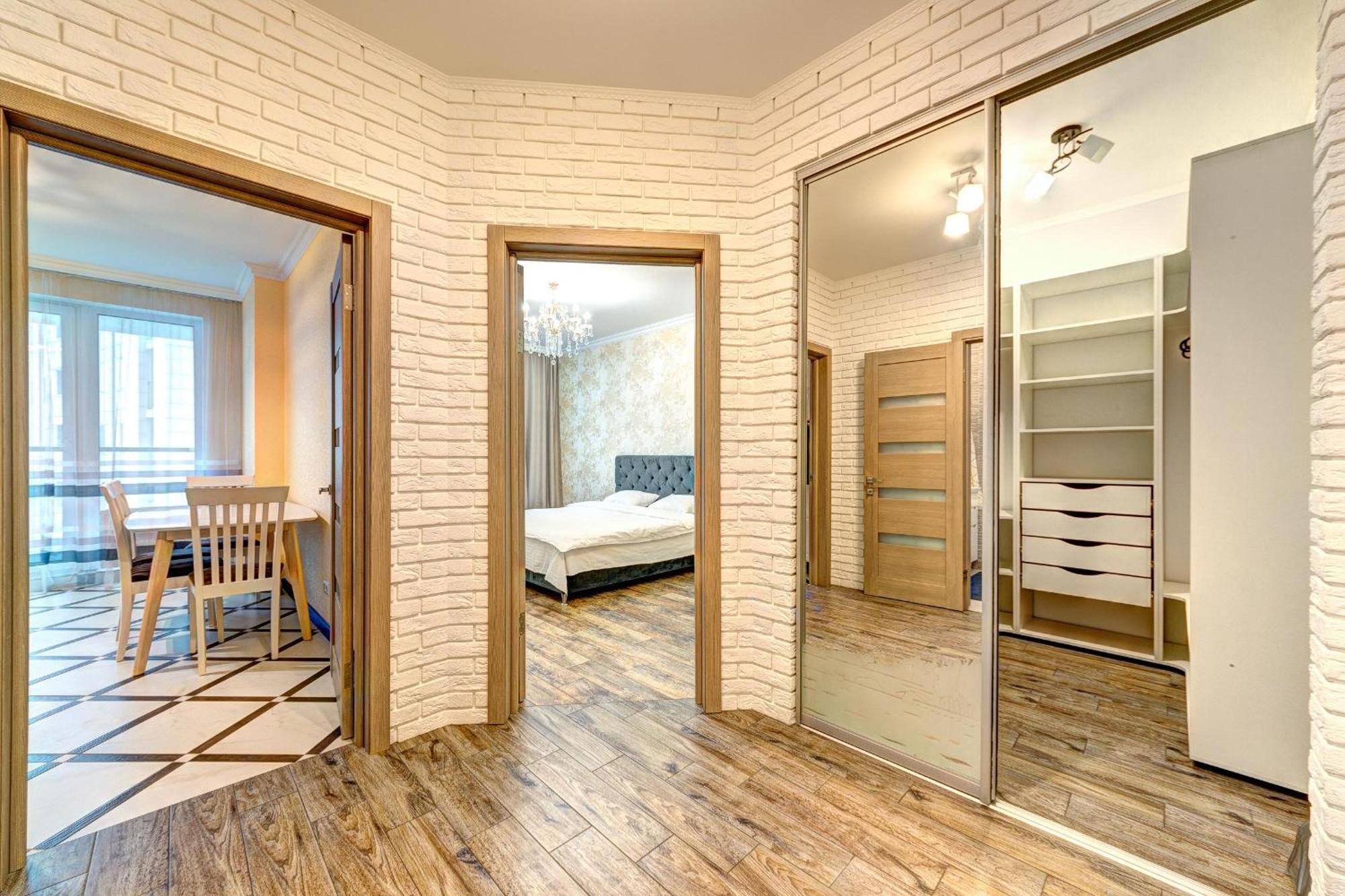 Apartment Voskresenska 18 , Парковые Озера Kiev Camera foto
