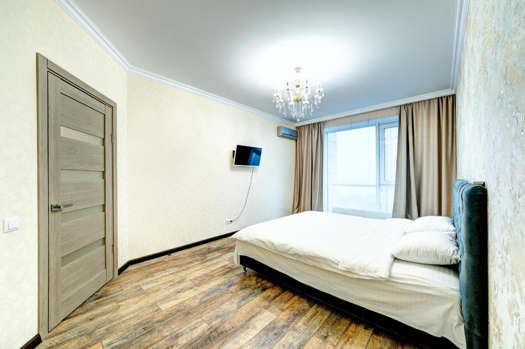 Apartment Voskresenska 18 , Парковые Озера Kiev Camera foto