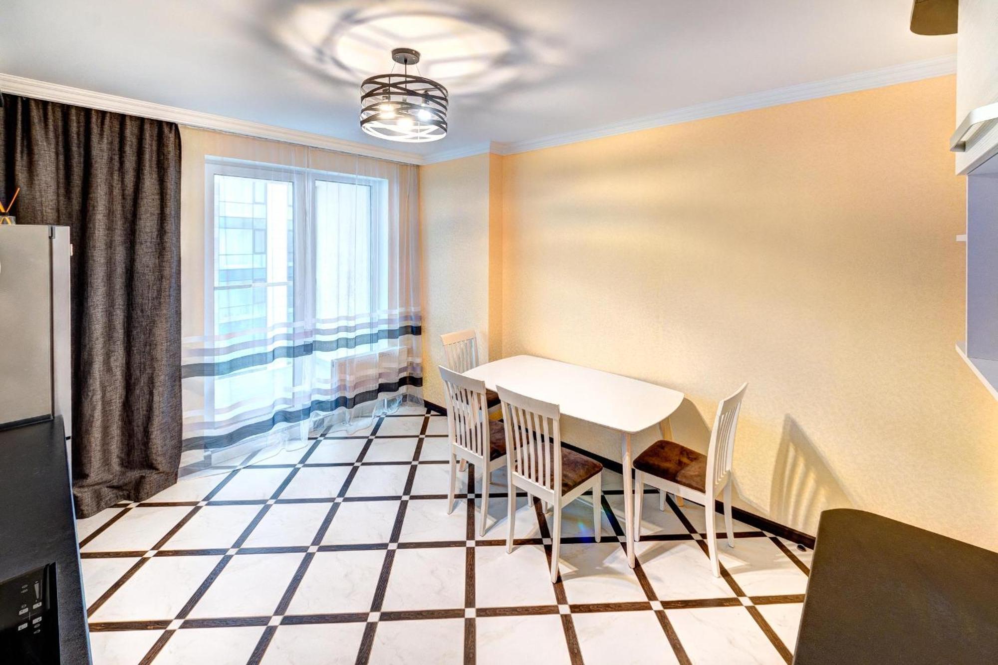 Apartment Voskresenska 18 , Парковые Озера Kiev Camera foto