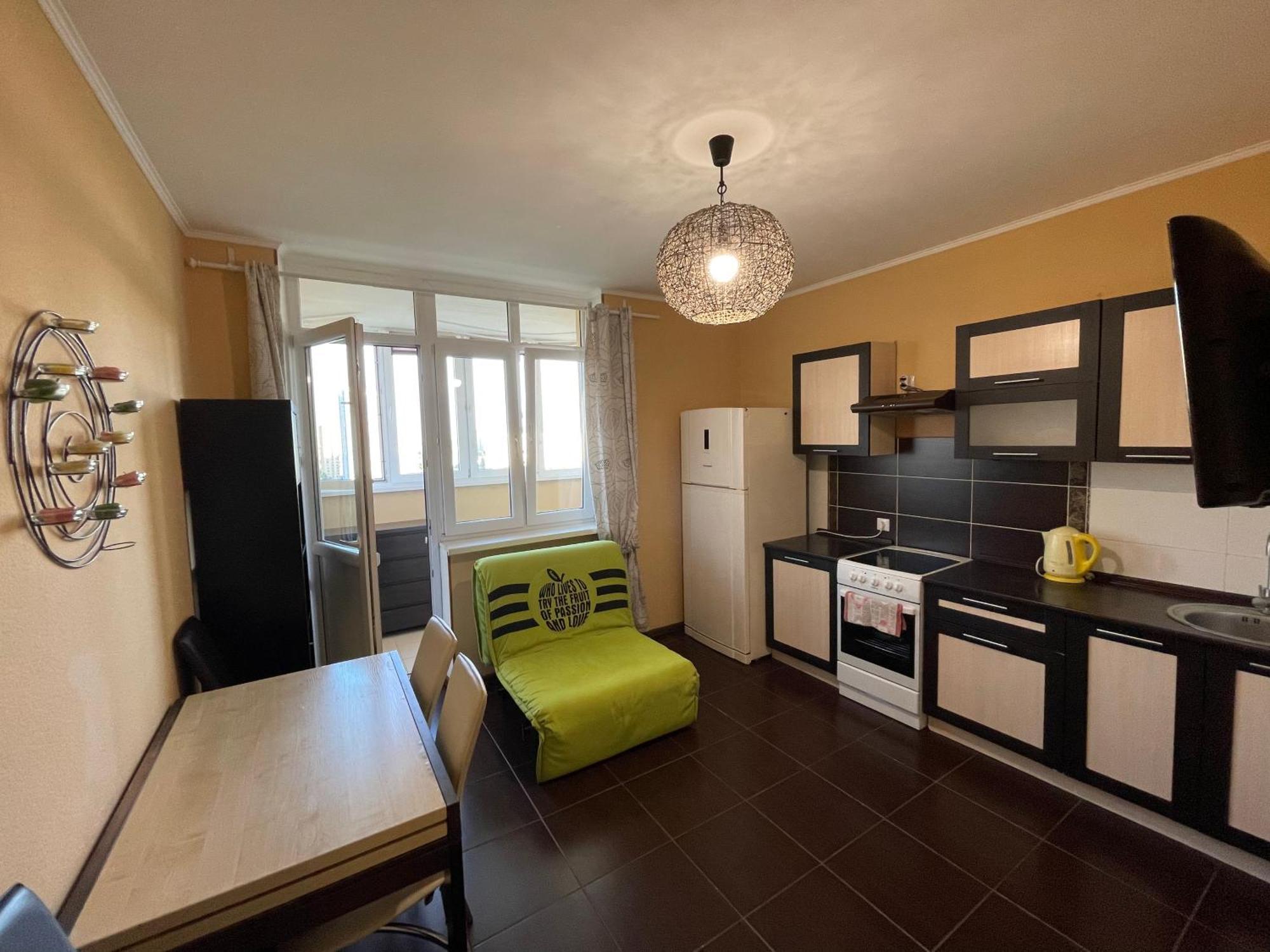 Apartment Voskresenska 18 , Парковые Озера Kiev Camera foto