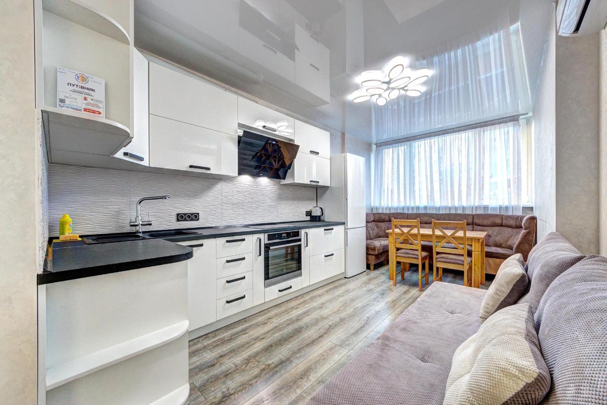Apartment Voskresenska 18 , Парковые Озера Kiev Camera foto