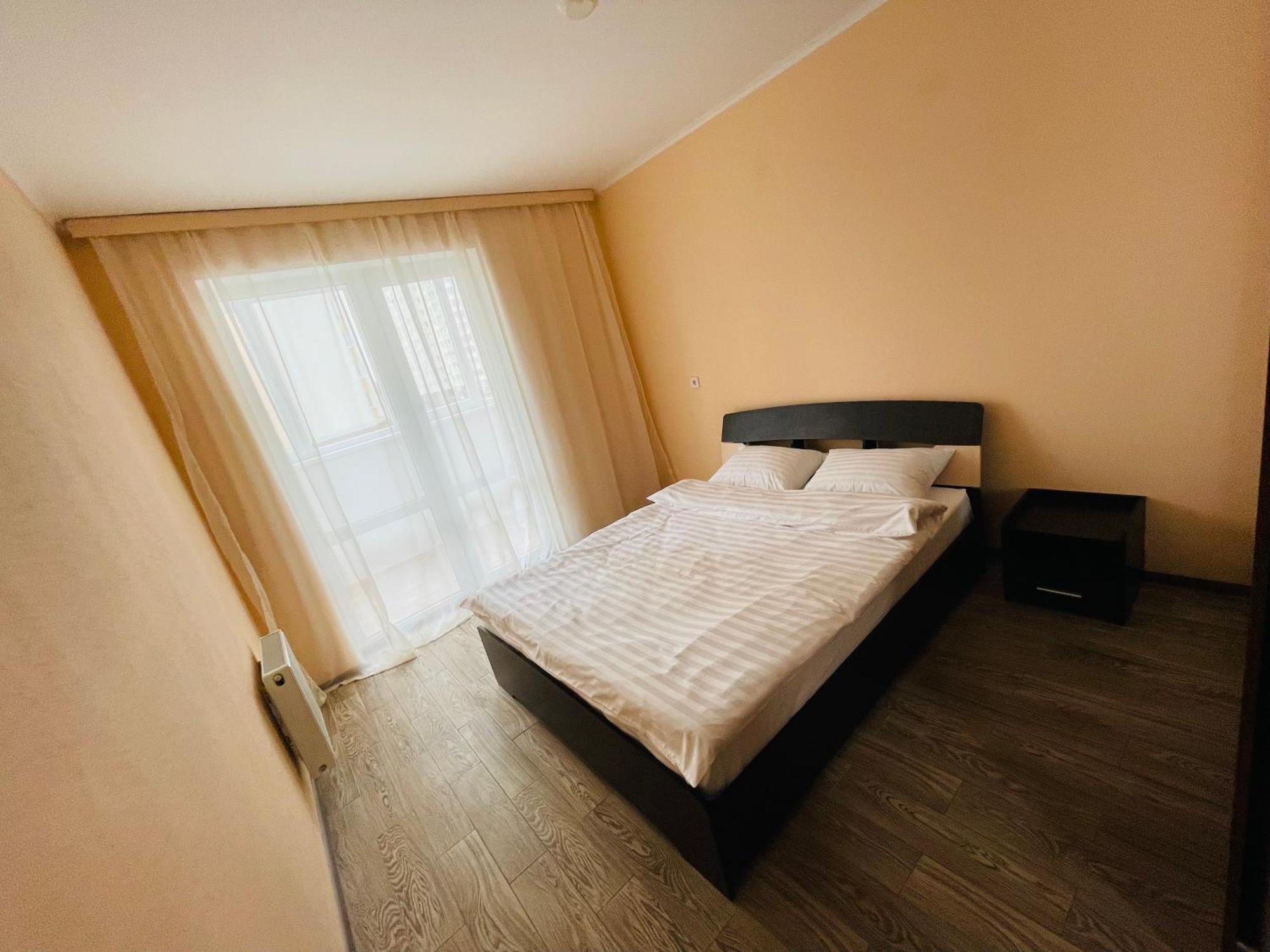 Apartment Voskresenska 18 , Парковые Озера Kiev Camera foto