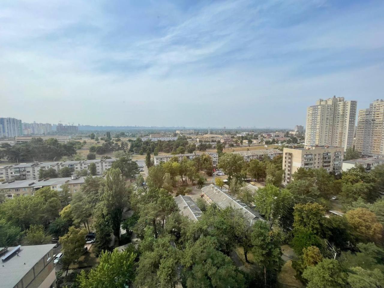 Apartment Voskresenska 18 , Парковые Озера Kiev Esterno foto